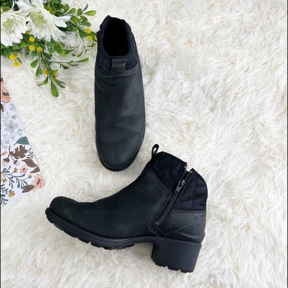 Merrell Shoes - Merrell Black Boot Size 8-5